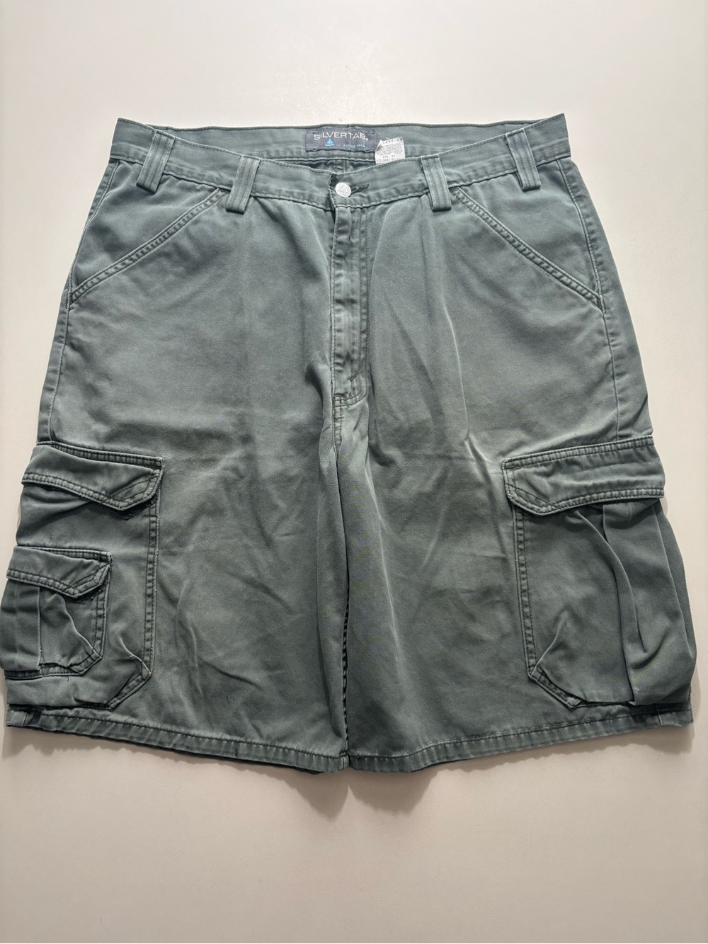 Levi’s silver tab Y2K cargo green baggy shorts